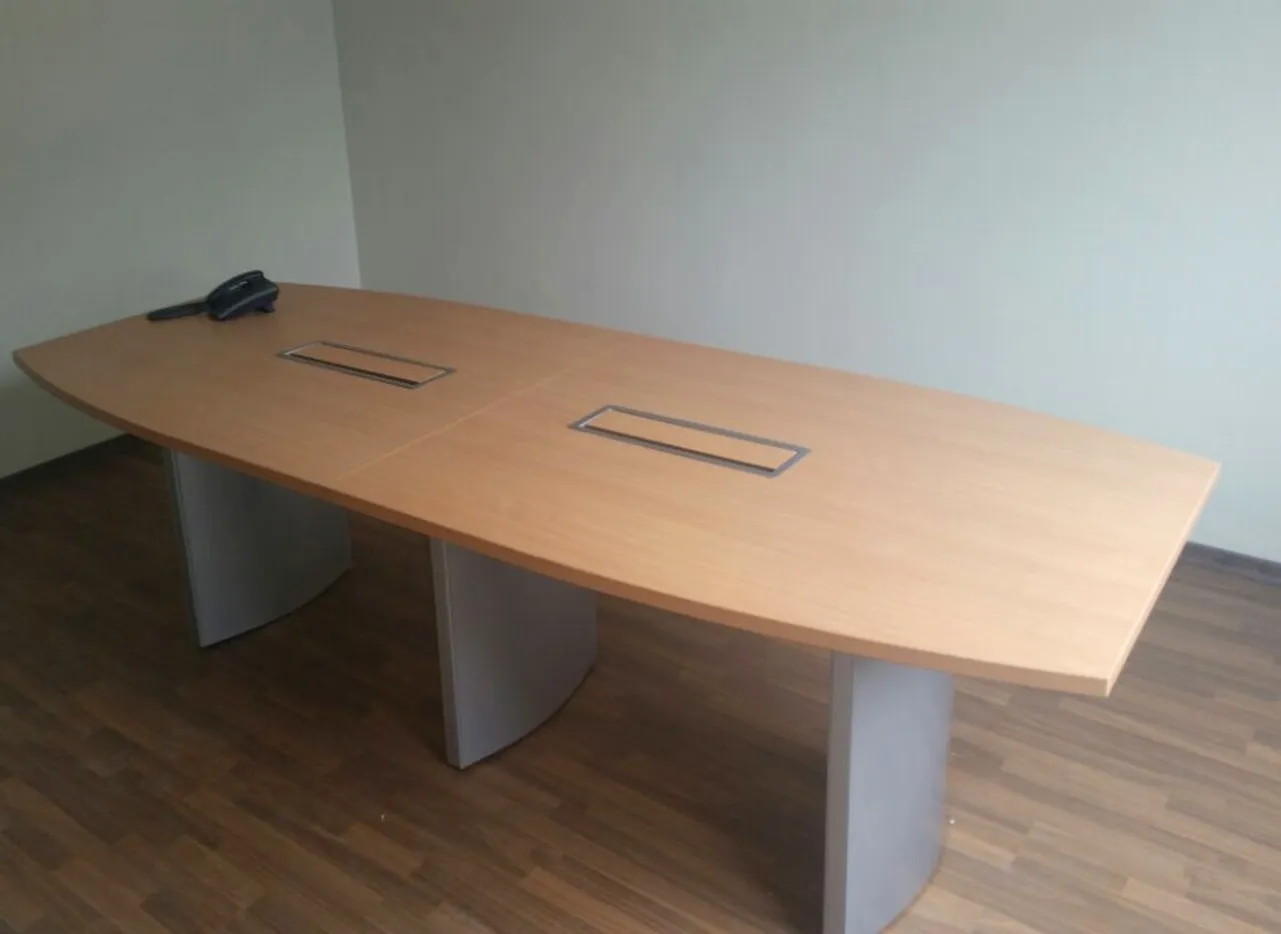 Mesas de reuniones - GM Proyectos